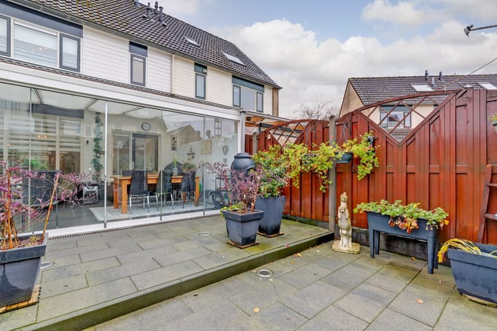 Foto 28 van Albert Cuypstraat 3