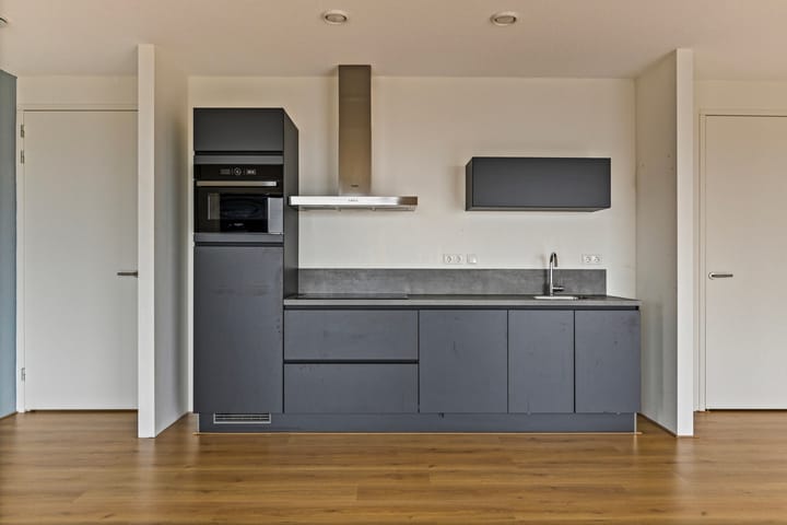 Foto 9 van Maashaven N.z. 661