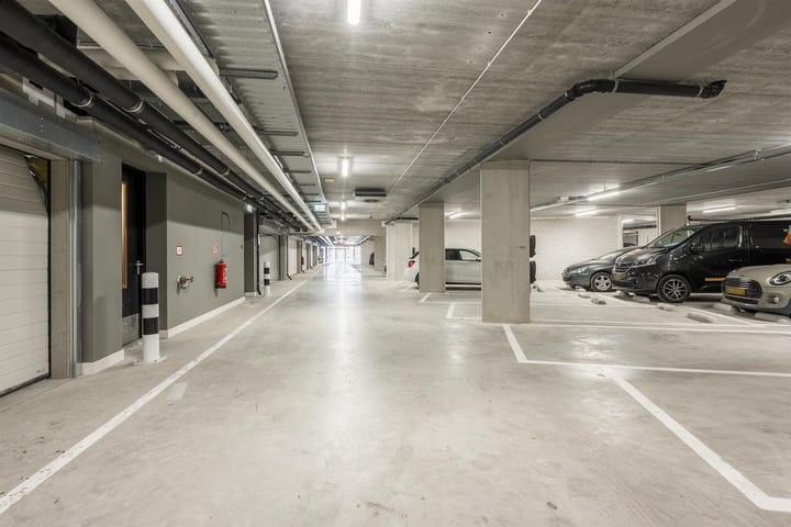 Foto 18 van Maashaven N.z. 661