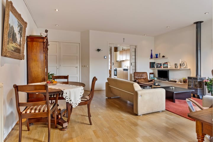 Photo 8 of Oostkerkestraat 8