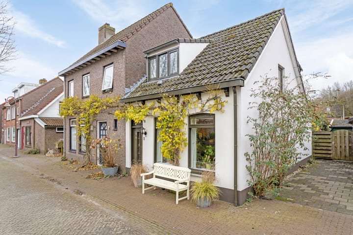 Foto 2 van Wilhelminaplein 8