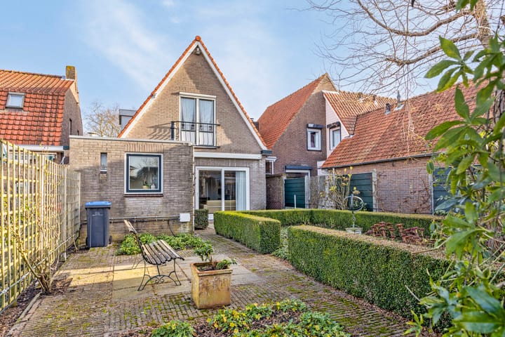 Photo 32 of Oostkerkestraat 8