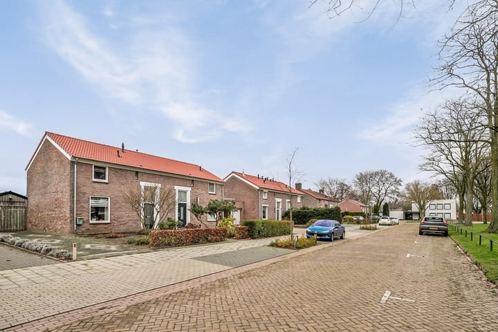 Foto 6 van Sint Willibrordusplantsoen 28