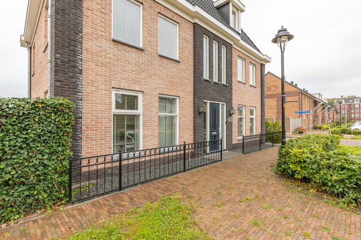 View photo 114 of Nobelstraat 45