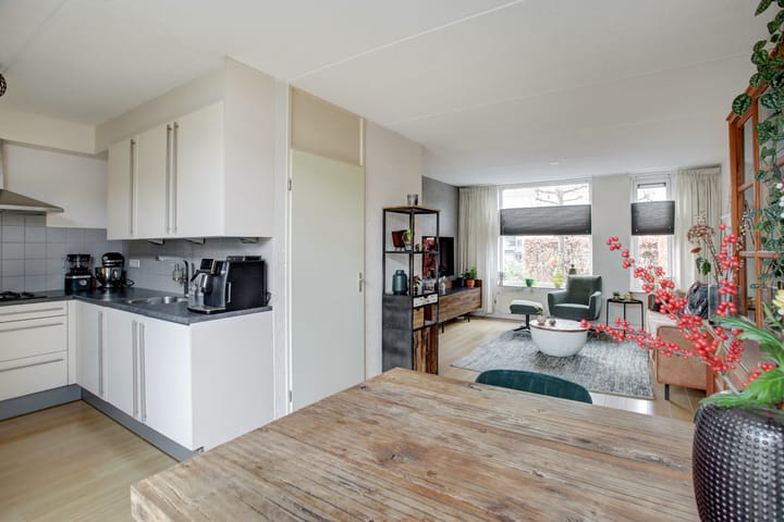 Foto 15 van De Bloemen 27