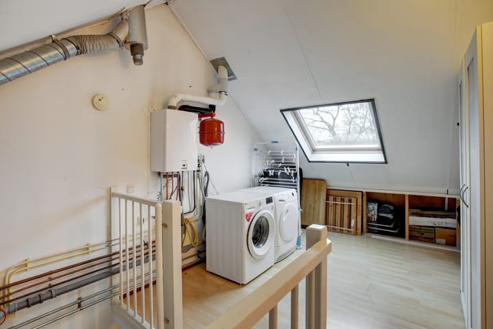 Foto 29 van De Bloemen 27