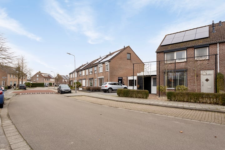 Bekijk foto 36 van Ferlemanstraat 96