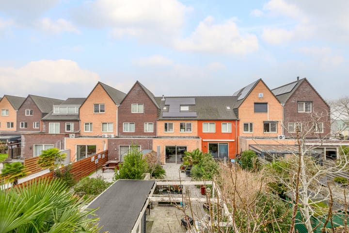 Foto 2 van Van Veendijk 18