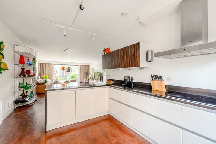 Foto 10 van Van Veendijk 18