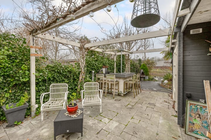 Foto 16 van Van Veendijk 18