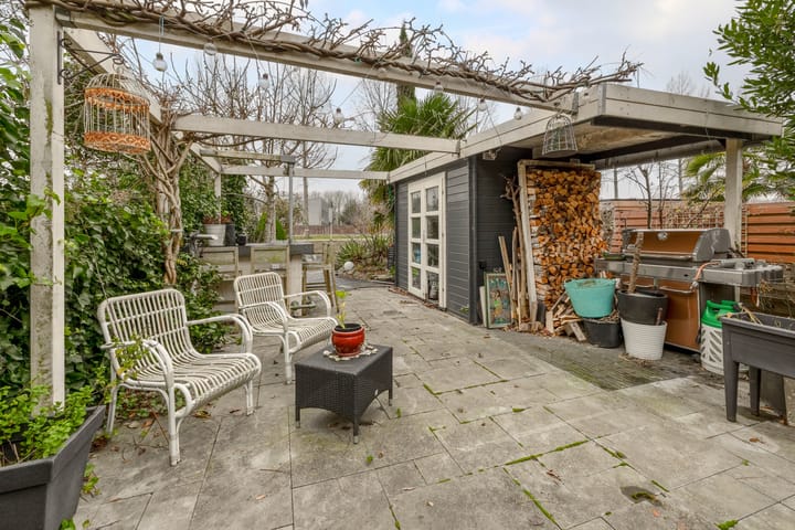 Foto 19 van Van Veendijk 18