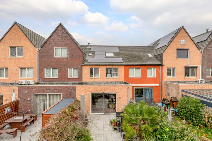 Foto 23 van Van Veendijk 18