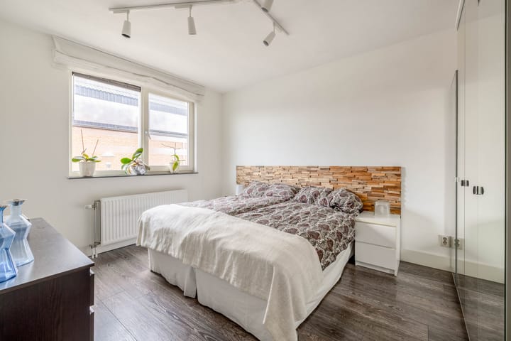 Foto 27 van Van Veendijk 18