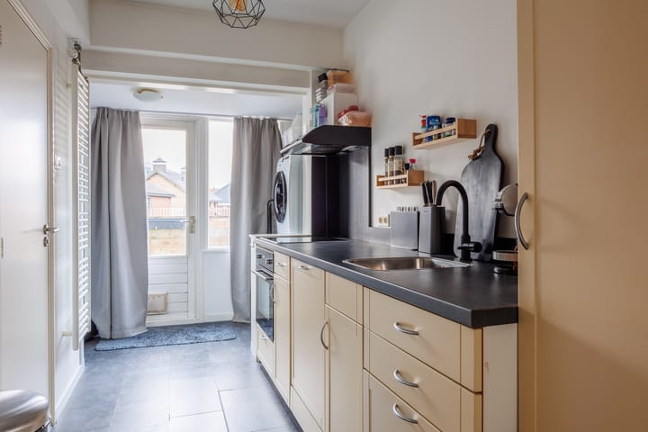 Foto 7 van Pr.Bernhardlaan 8