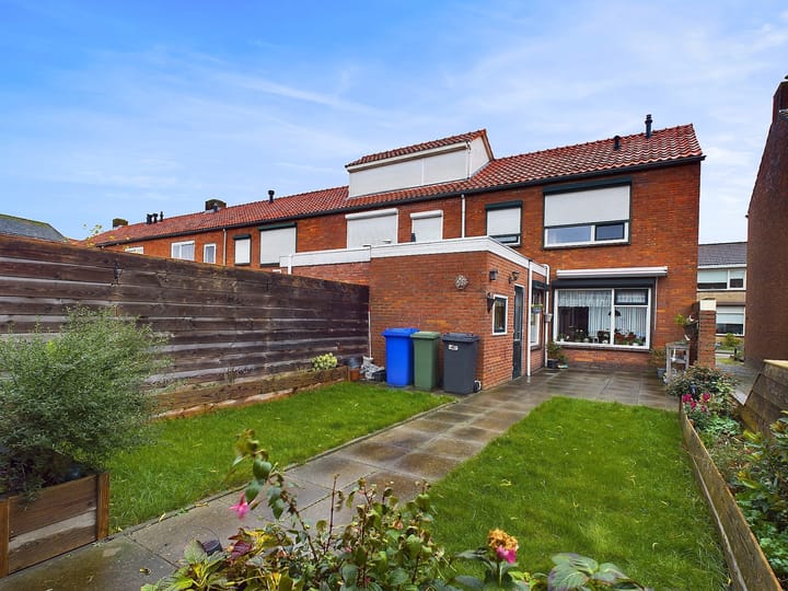 Foto 19 van Marijkestraat 12