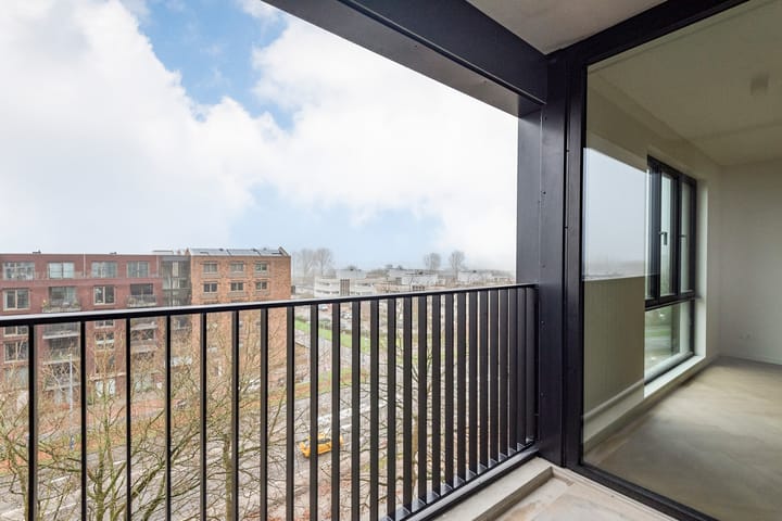 Foto 21 van Dudokstraat 56