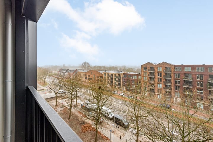 Foto 23 van Dudokstraat 56