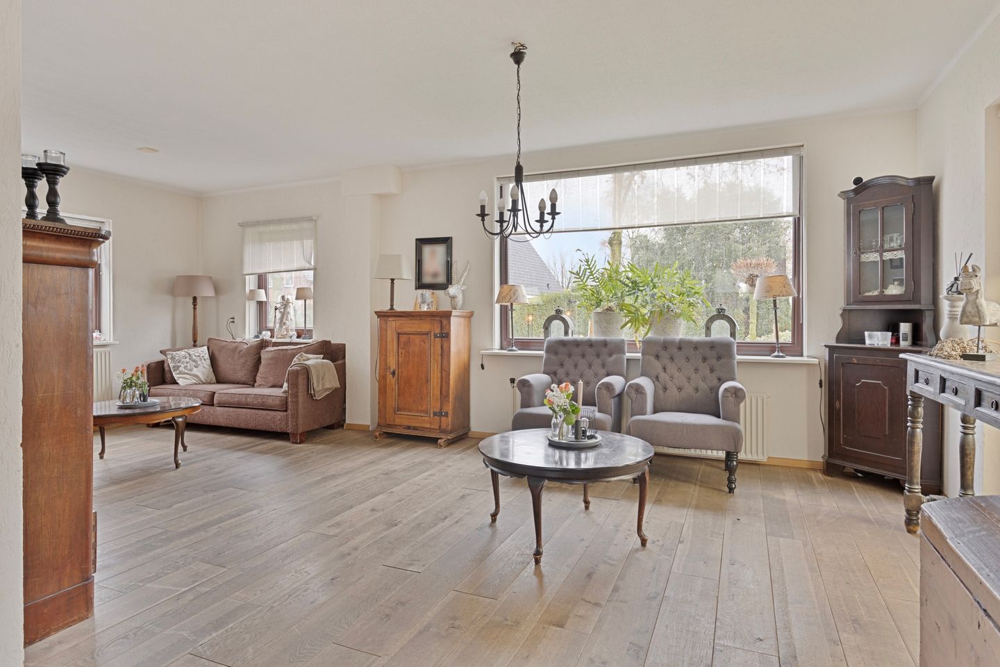 Foto 10 van Veenendaalsestraatweg 9