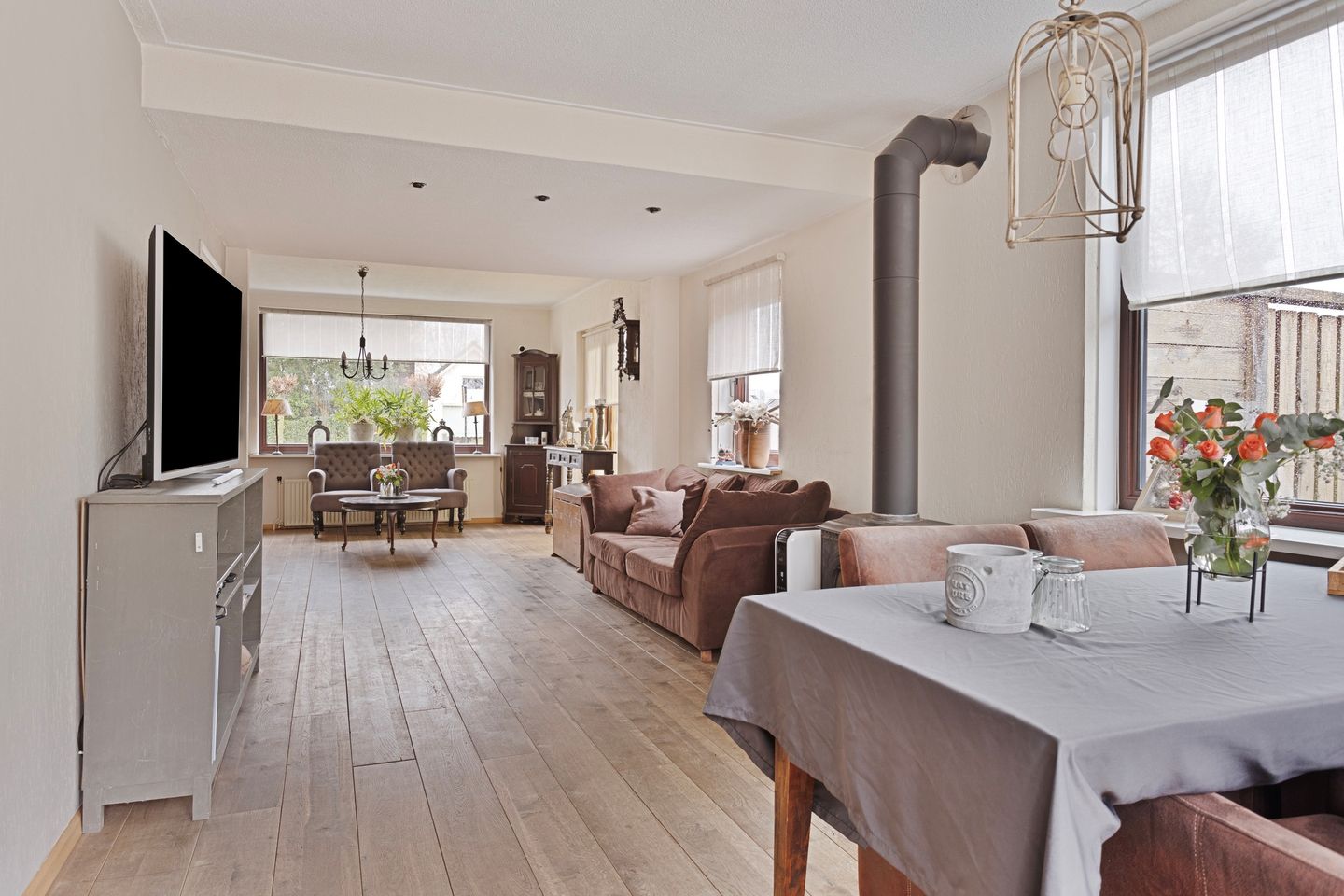 Foto 14 van Veenendaalsestraatweg 9