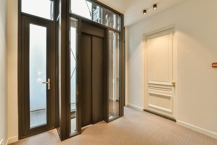 View photo 9 of Keizersgracht 633-C