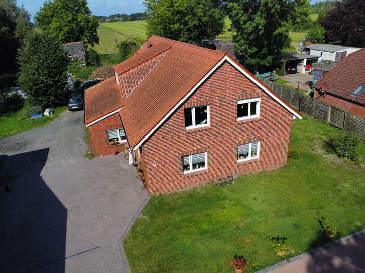 Foto 3 van Tichelwarfstrasse 85