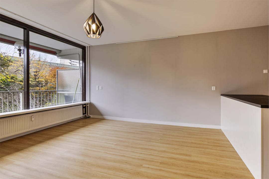 Photo 17 of Catharina van Rennesstraat 242