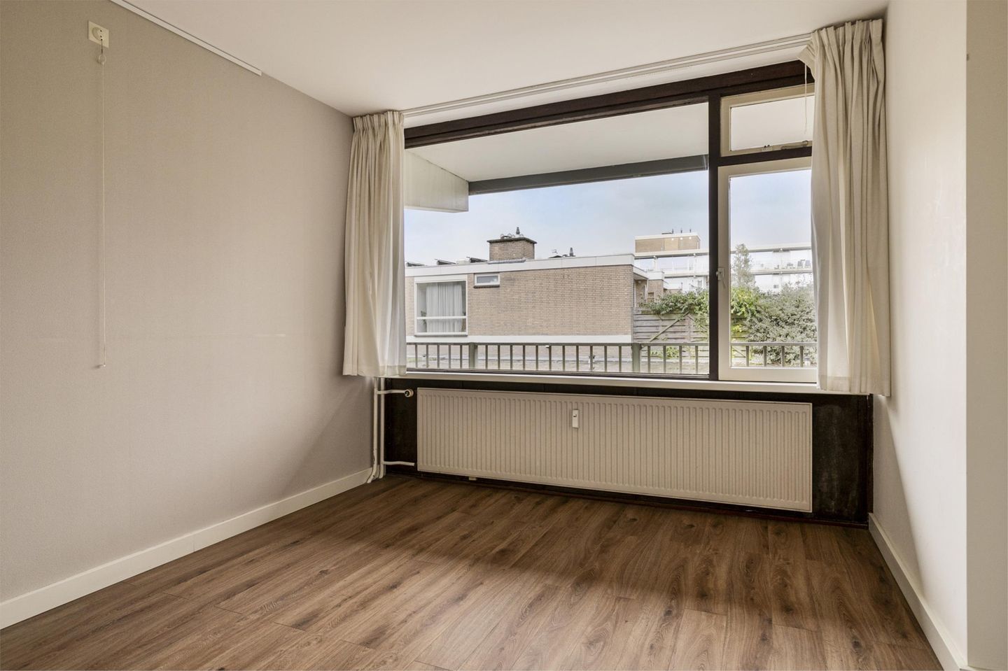 Photo 25 of Catharina van Rennesstraat 242