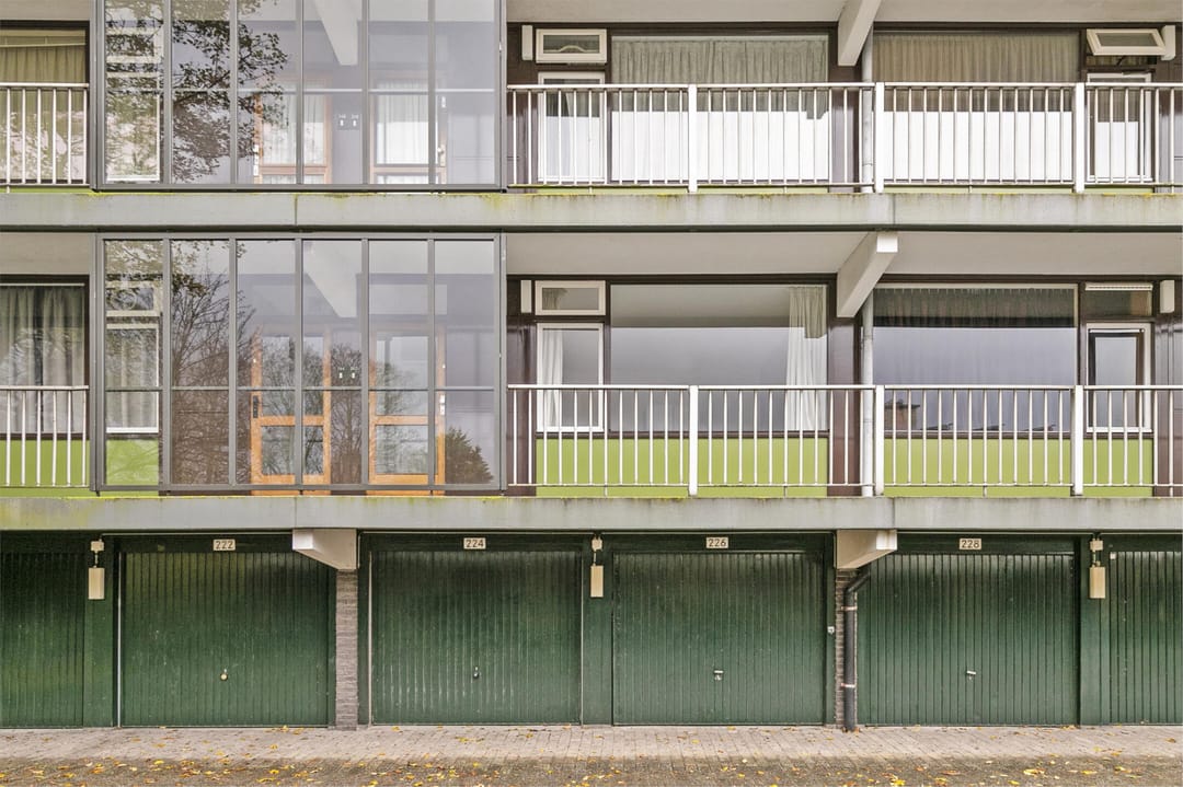 Photo 32 of Catharina van Rennesstraat 242