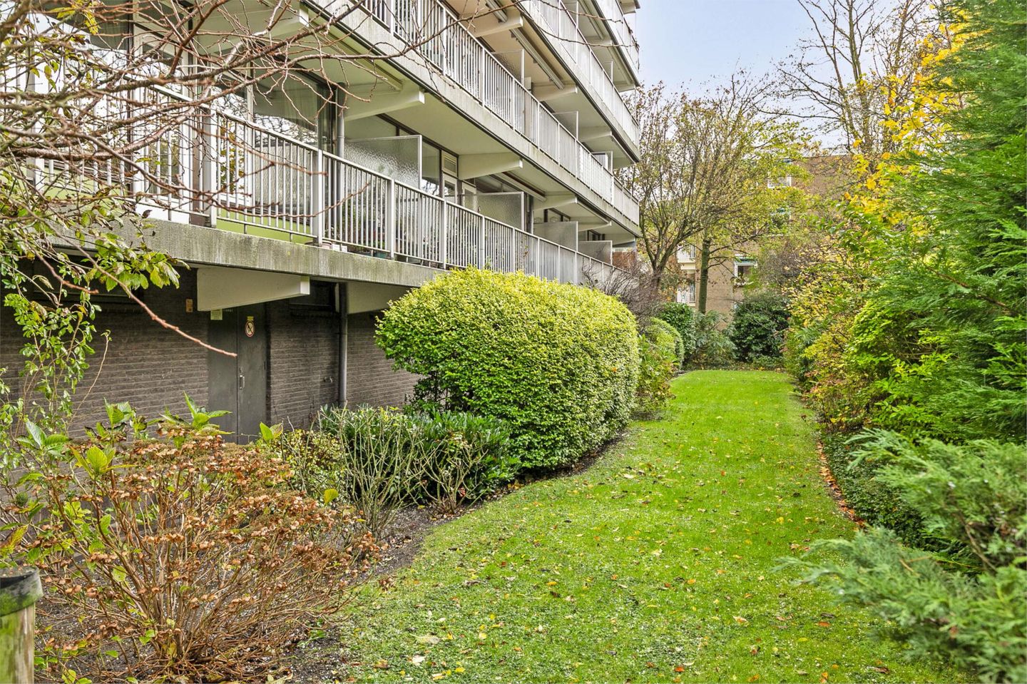 Photo 35 of Catharina van Rennesstraat 242