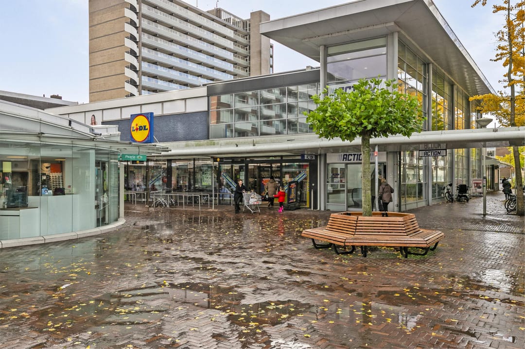 Photo 37 of Catharina van Rennesstraat 242