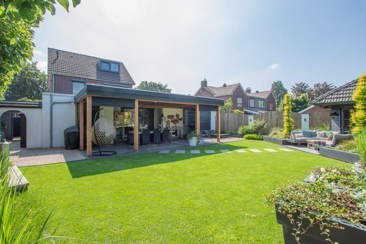 Photo 3 of Dorpstraat 5-A