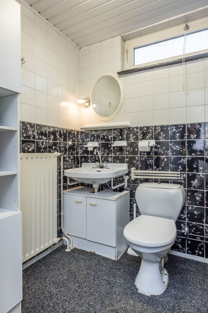 Photo 26 of Gouverneur Ruijs de Beerenbroucklaan 12