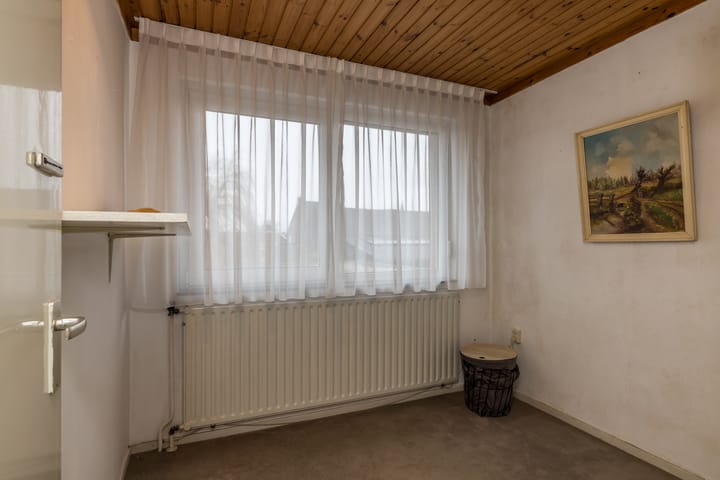 Photo 28 of Gouverneur Ruijs de Beerenbroucklaan 12