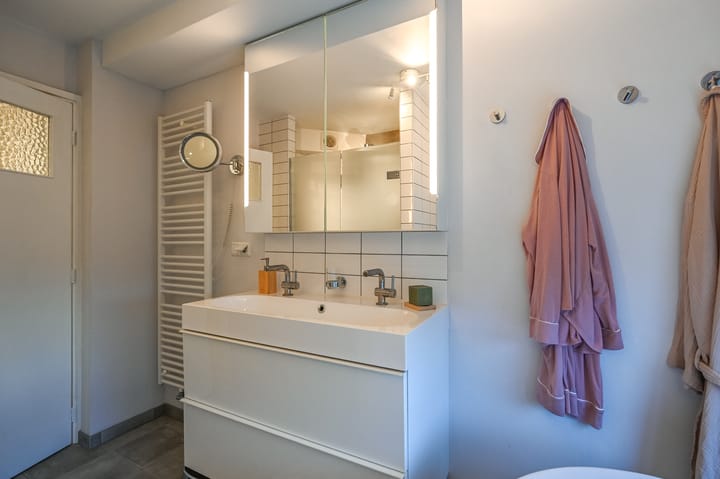 Foto 24 van Schipbroekenweg 17