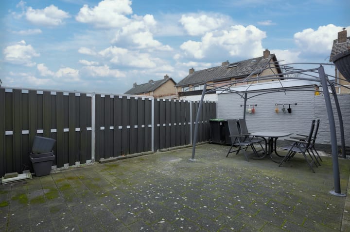 Foto 24 van Margrietlaan 2