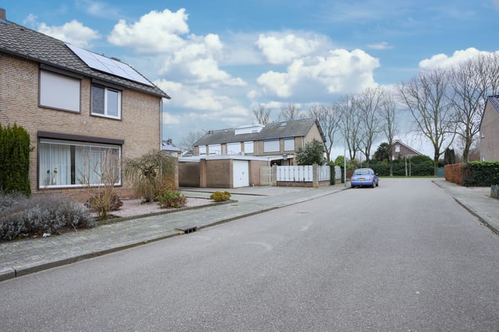 Foto 26 van Margrietlaan 2