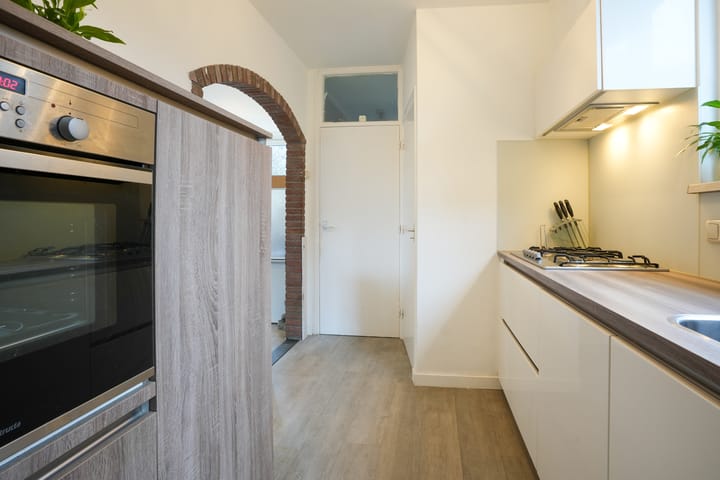 Photo 8 of Prins Bernhardstraat 21