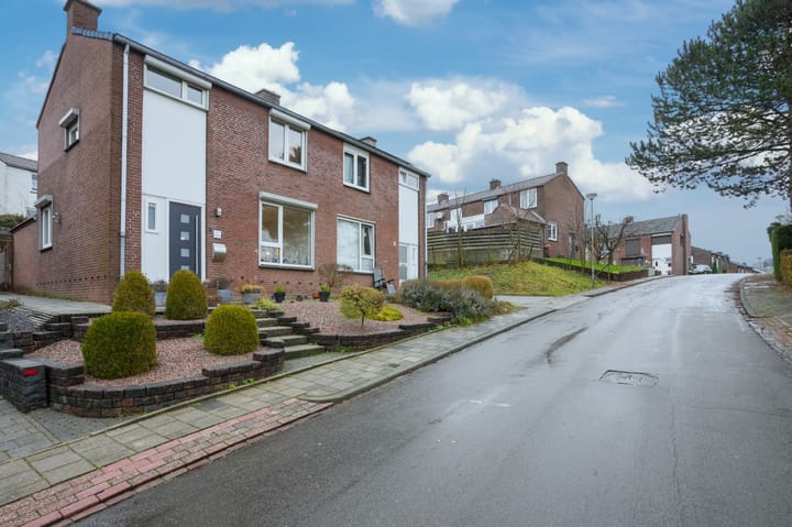 Photo 18 of Prins Bernhardstraat 21