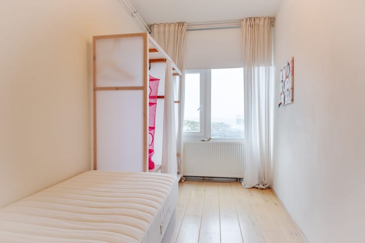 Foto 19 van Van der Wijckplein 19-C