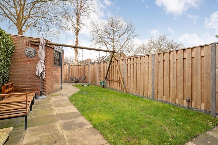 Foto 37 van L.O.-laan 7