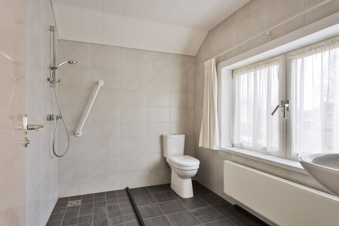 Foto 19 van Marijkestraat 10