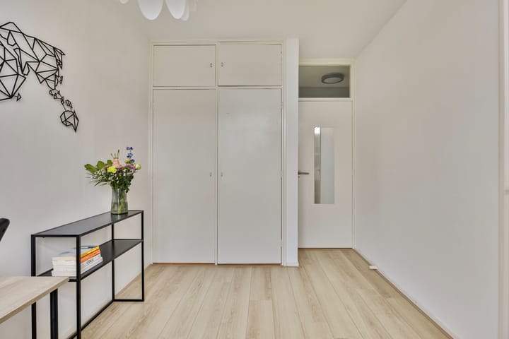 Foto 22 van Debussystraat 15