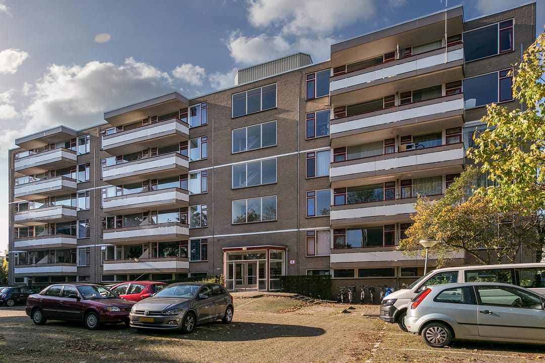 Photo 1 of Haagplein 4