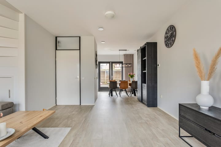 Foto 6 van Leonard Springerlaan 183