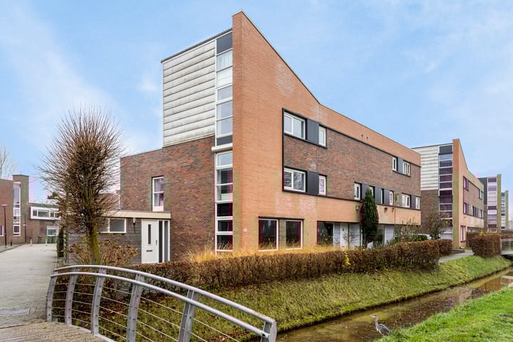 Foto 31 van Leonard Springerlaan 183