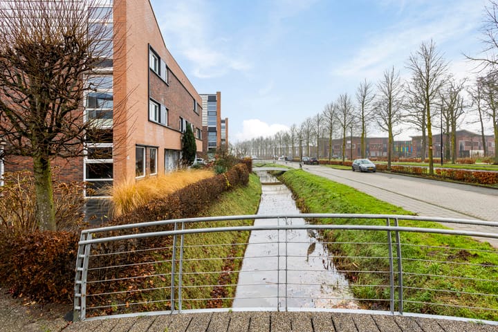 Foto 33 van Leonard Springerlaan 183