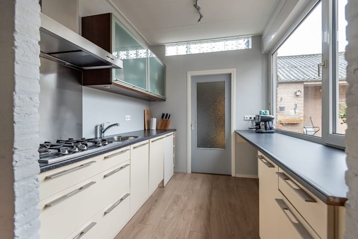 Foto 13 van Oosterstraat 31