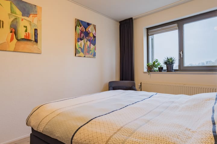 Foto 12 van Regenboog 35