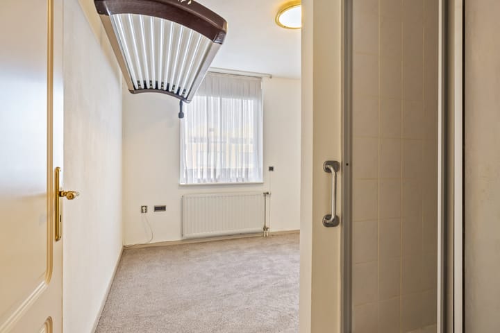 Foto 14 van Raadhuislaan 1-C