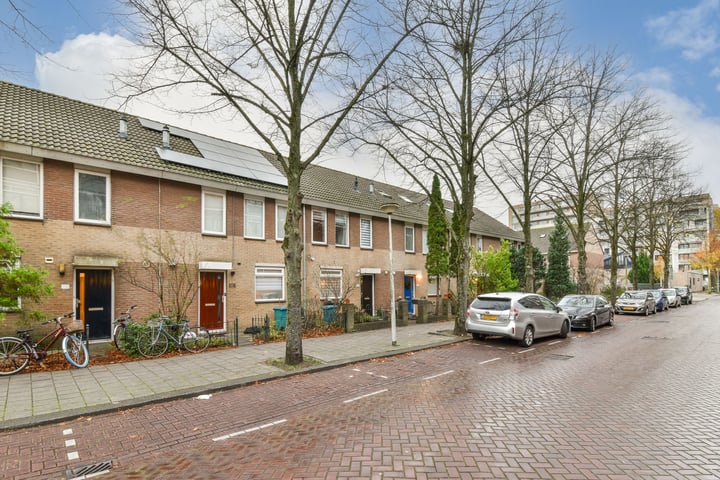 View photo 1 of Piet Mondriaanstraat 106